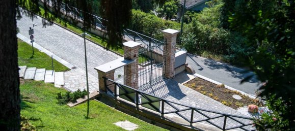 2 bedrooms Apartment in Turin, Italy No. 308824 38