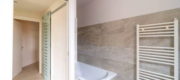 2 bedrooms Apartment in Turin, Italy No. 308824 28