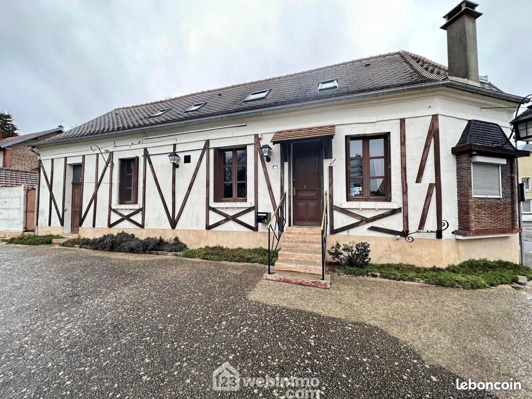 2 chambres Maison à Bruyères-et-Montbérault, France No. 91858