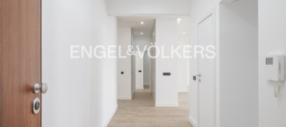 4 bedrooms Apartment in Lisbon, Portugal No. 33382 7