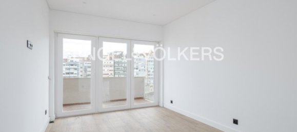 4 bedrooms Apartment in Lisbon, Portugal No. 33382 16