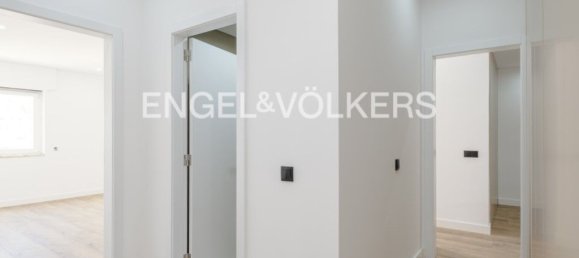 4 bedrooms Apartment in Lisbon, Portugal No. 33382 14