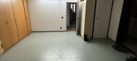 Вилла с 5 спальнями в Тосколано Мадерно, Италия № 130278 24