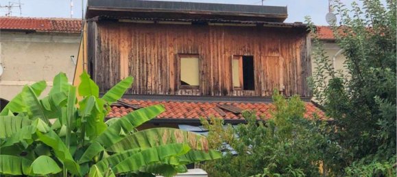 4 rooms Apartment in Fino Mornasco, Italy No. 8389 5