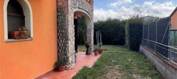 Villa T4 em Capannori, Italy N.º 325577 25