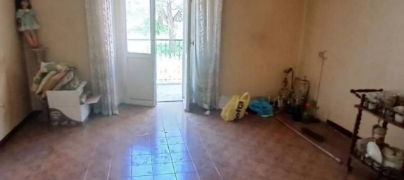 Apartamento de 4 dormitorios en Campobasso, Italy No. 341599 4
