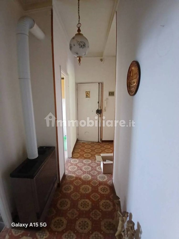 Apartamento de 4 dormitorios en Campobasso, Italy No. 341599