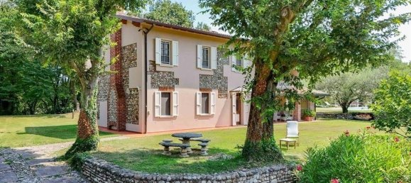 3 bedrooms House in Desenzano del Garda, Italy No. 127048 3