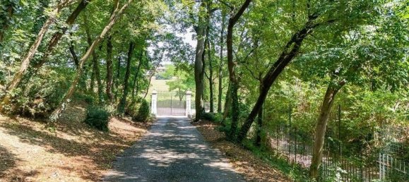 3 bedrooms House in Desenzano del Garda, Italy No. 127048 29