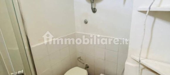 3 rooms Apartment in Naples, Italy No. 319195 18