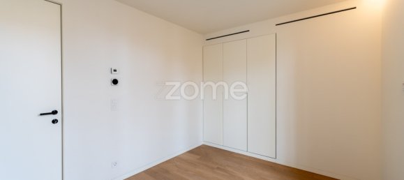 4 bedrooms Apartment in Porto, Portugal No. 109957 12