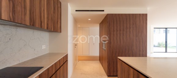 4 bedrooms Apartment in Porto, Portugal No. 109957 34