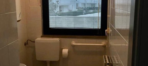 4 bedrooms Apartment in Castagneto Carducci, Italy No. 345672 2