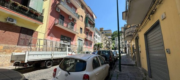 Entrepôt à Naples, Italy 30m² No. 212348 11