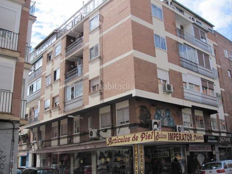 3 bedrooms Apartment in Madrid, Spain No. 182127