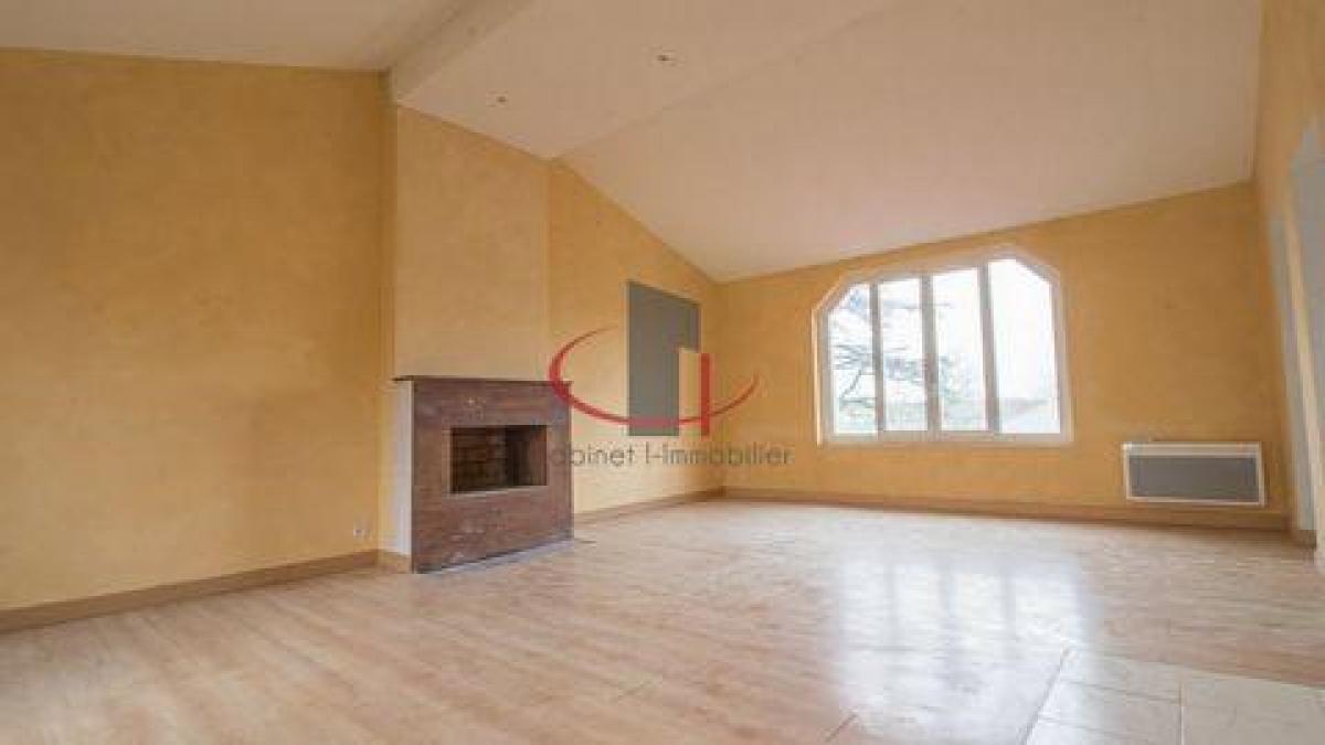 4 bedrooms Condo in Bordeaux, France No. 13170