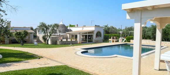 8-salle Villa à Francavilla Fontana, Italy No. 280435 3