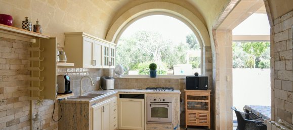 8-salle Villa à Francavilla Fontana, Italy No. 280435 11