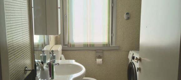 3 bedrooms Duplex in Parma, Italy No. 370884 11