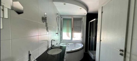 5 bedrooms Villa in Agios Athanasios, Cyprus No. 20486 3