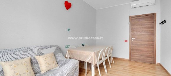 Apartamento de 3 dormitorios en San Giuliano Milanese, Italy No. 364948 9