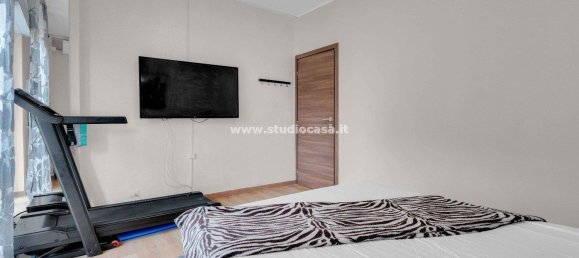 Apartamento de 3 dormitorios en San Giuliano Milanese, Italy No. 364948 12
