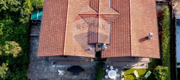 Apartamento de 3 dormitorios en Argegno, Italy No. 238751 23