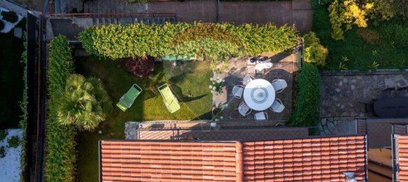 Apartamento de 3 dormitorios en Argegno, Italy No. 238751 24