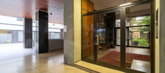 3 bedrooms Apartment in Turin, Italy No. 211908 17