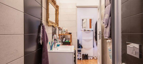  Building in Gesundbrunnen, Germany No. 220394 18