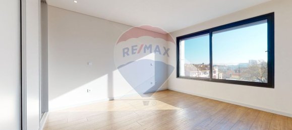 3 bedrooms Apartment in Porto, Portugal No. 105066 13
