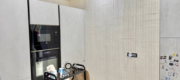 Villa de 3 dormitorios en Parete, Italy No. 172708 8