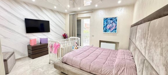 Villa de 3 dormitorios en Parete, Italy No. 172708 29