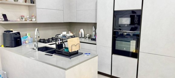 Villa de 3 dormitorios en Parete, Italy No. 172708 7