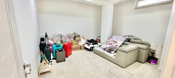 Villa de 3 dormitorios en Parete, Italy No. 172708 20