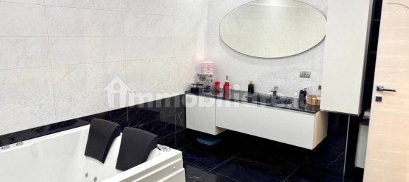 Villa de 3 dormitorios en Parete, Italy No. 172708 43