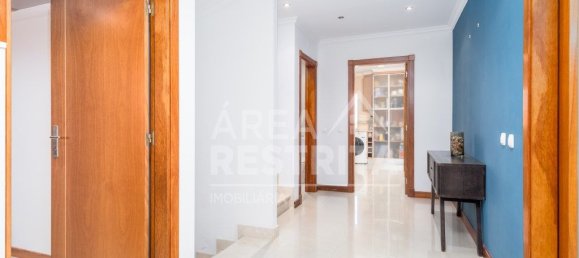 5 bedrooms House in Setubal, Portugal No. 156238 20