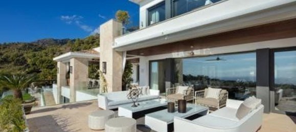 9 bedrooms Villa in Marbella, Spain No. 86628 24