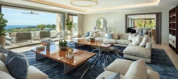 9 bedrooms Villa in Marbella, Spain No. 86628 5