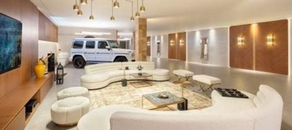 9 bedrooms Villa in Marbella, Spain No. 86628 37