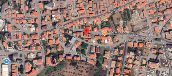 5-salle Appartement à Chieti, Italy No. 180666 4