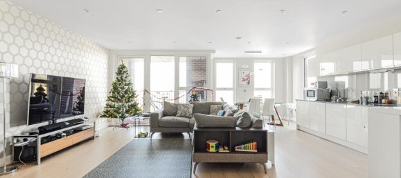 3 bedrooms Apartment in London, United Kingdom No. 12158 15