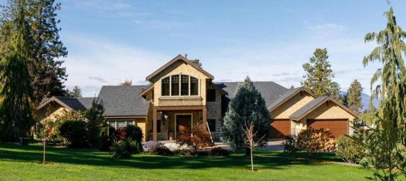 5 bedrooms House in British Columbia, Canada No. 1155 3