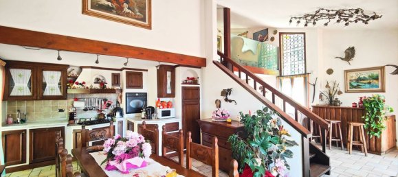 8 Schlafzimmer Villa in San Giuliano Terme, Italy, Nr. 323372 8