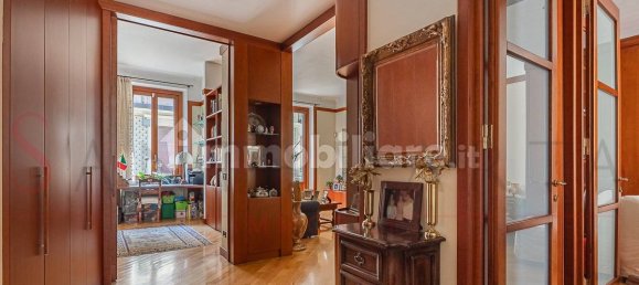 2 bedrooms Apartment in Milan, Italy No. 332622 15