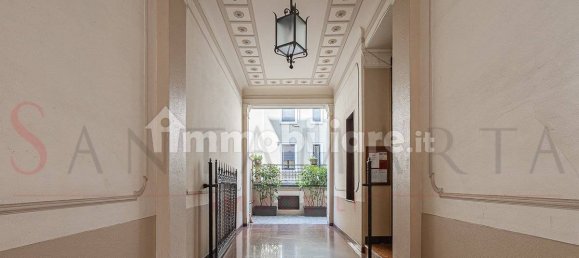 2 bedrooms Apartment in Milan, Italy No. 332622 19
