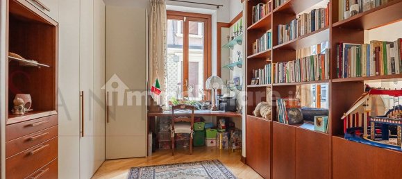 2 bedrooms Apartment in Milan, Italy No. 332622 11