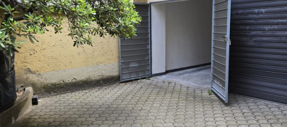  Garage in Milan, Italy No. 352095 5