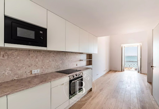 2 bedrooms Apartment in Lisbon, Portugal No. 205706