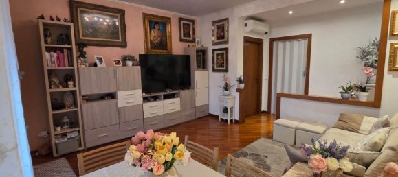 Apartamento de 3 dormitorios en Sesto San Giovanni, Italy No. 339104 3